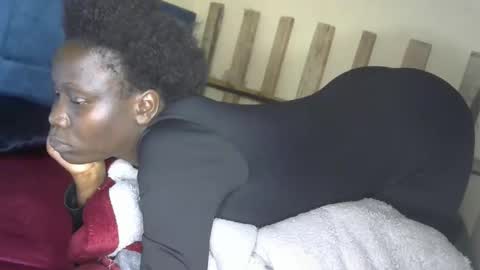 sexy_butty01 online show from October 2025 06:49:02 PM