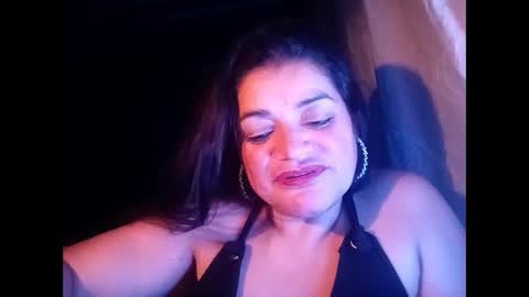 Snapshot of sexy_camy chatting on March 2025 06:53:02 AM Camy Yamy online show from March 2025 06:53:02 AM