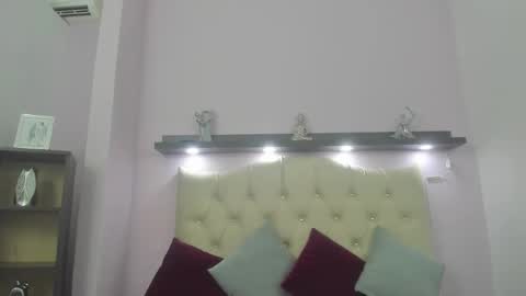 sexy_candy18x online show from February 2026 12:48:01 AM