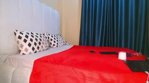 foxxy sweets online show from July 2026 03:31:02 AM