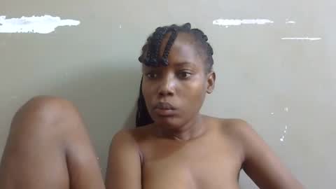 sexy_claude96 online show from February 2025 11:33:01 AM