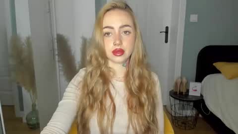C o r a l i e online show from May 2026 06:52:01 AM