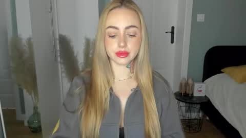 C o r a l i e online show from May 2026 06:40:01 AM