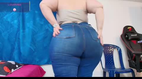 karla           instagram  online show from December 2025 03:50:02 PM