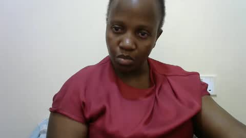 Sweet Dee online show from May 2026 05:48:02 AM