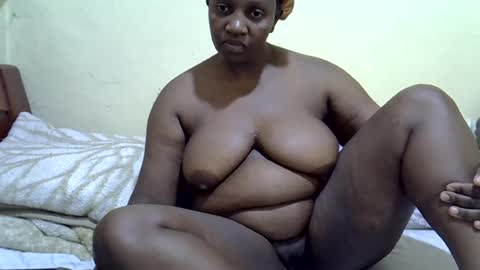 Sweet Dee online show from June 2026 07:55:01 AM