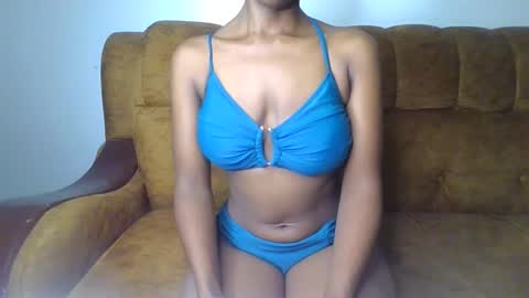 Ellahh online show from March 2026 01:21:01 AM