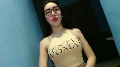 sexy_emily92 online show from February 2026 09:51:02 PM