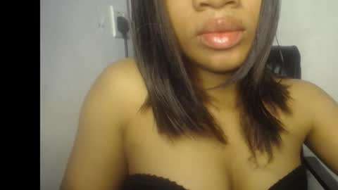 Ella online show from June 2026 07:23:02 PM