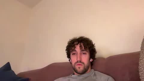 sexy_guy_8 online show from January 2025 05:07:02 AM