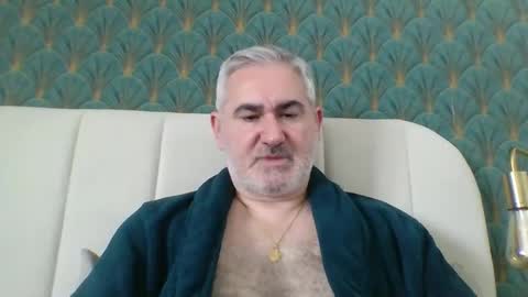 Antonio online show from April 2026 01:57:02 PM