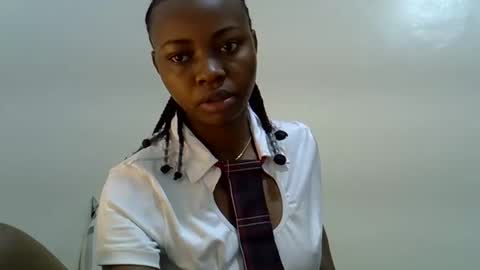 sexy_june20 online show from May 2026 12:08:01 AM