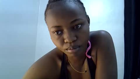 sexy_june20 online show from May 2026 11:25:02 PM