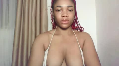 Snapshot of sexy_kitty881 chatting on December 2025 01:35:02 AM Sexy kitty881 online show from December 2025 01:35:02 AM