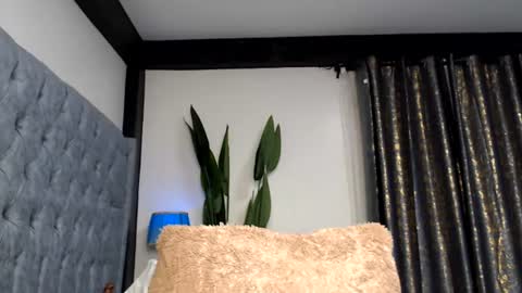 larisa online show from July 2026 07:36:01 AM