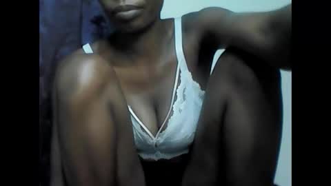 kayla online show from October 2025 07:45:02 PM