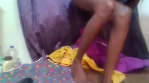 kayla online show from October 2025 01:20:01 PM