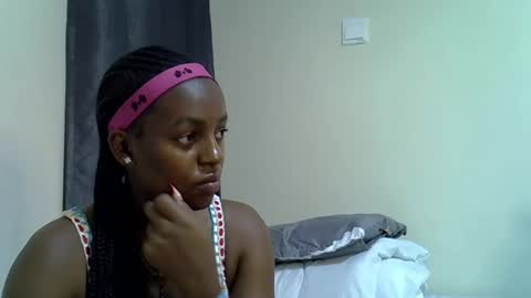 Linda online show from June 2026 07:39:01 PM