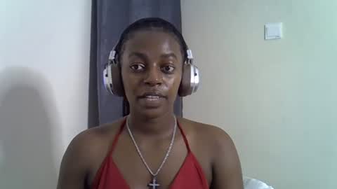Linda online show from July 2026 09:22:01 PM
