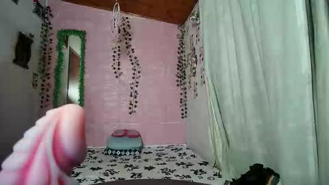 sexy lolas online show from March 2026 07:15:01 AM