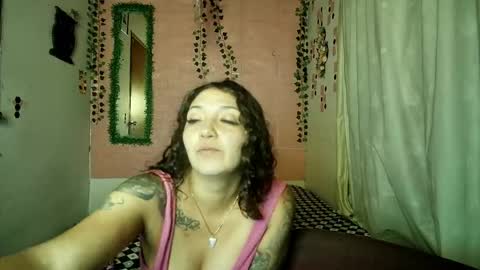 sexy lolas online show from April 2026 12:31:01 AM