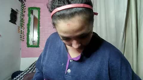 sexy lolas online show from May 2026 04:54:02 AM