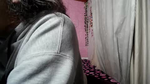 sexy lolas online show from June 2026 06:37:02 AM