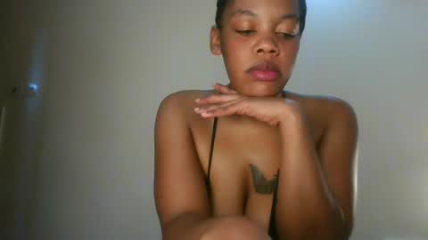 sexy_lyna online show from July 2026 07:27:02 PM