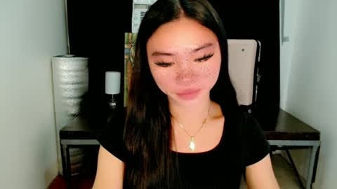 Snapshot of sexy_mikaxoxo chatting on March 2025 03:01:01 AM mika online show from March 2025 03:01:01 AM