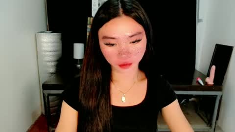 Snapshot of sexy_mikaxoxo chatting on March 2025 05:57:02 PM mika online show from March 2025 05:57:02 PM