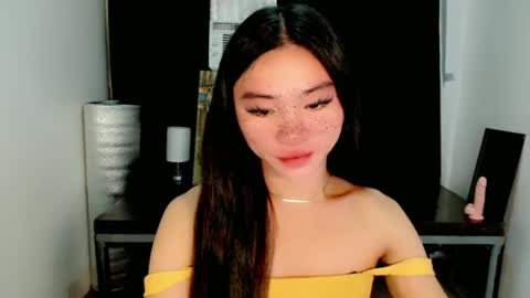 Snapshot of sexy_mikaxoxo chatting on March 2025 04:51:02 AM mika online show from March 2025 04:51:02 AM