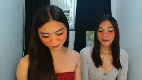 Snapshot of sexy_mikaxoxo chatting on September 2025 01:44:02 PM mika online show from September 2025 01:44:02 PM