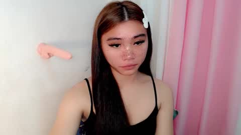 Snapshot of sexy_mikaxoxo chatting on October 2025 06:10:02 AM mika online show from October 2025 06:10:02 AM