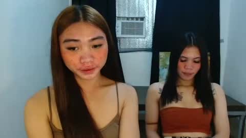 Snapshot of sexy_mikaxoxo chatting on October 2025 03:12:01 PM mika online show from October 2025 03:12:01 PM