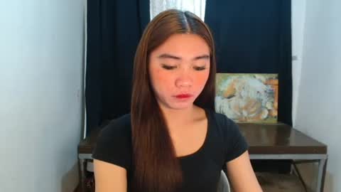 Snapshot of sexy_mikaxoxo chatting on October 2025 06:08:01 AM mika online show from October 2025 06:08:01 AM