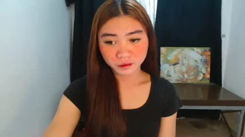 Snapshot of sexy_mikaxoxo chatting on October 2025 10:25:02 PM mika online show from October 2025 10:25:02 PM