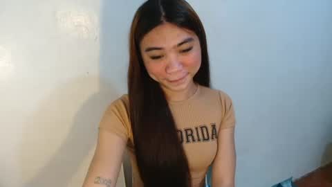 Snapshot of sexy_mikaxoxo chatting on January 2026 05:18:02 PM mika online show from January 2026 05:18:02 PM