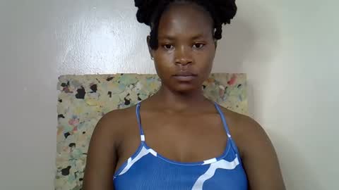 Snapshot of sexy_molyne chatting on March 2026 02:28:01 AM Molyne online show from March 2026 02:28:01 AM