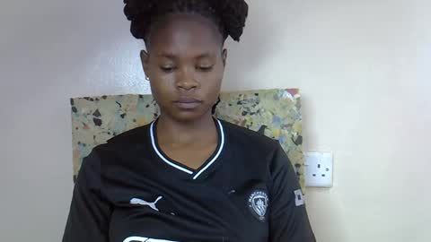 Snapshot of sexy_molyne chatting on March 2026 02:17:02 AM Molyne online show from March 2026 02:17:02 AM