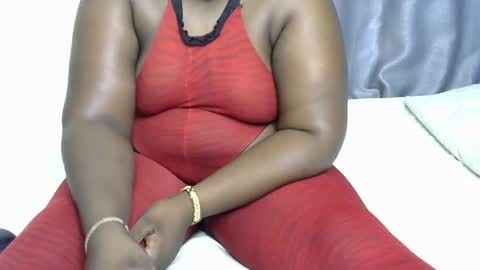 Snapshot of sexy_mummy2 chatting on November 2025 02:56:02 AM lina online show from November 2025 02:56:02 AM