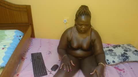 Snapshot of sexy_mummy2 chatting on January 2026 06:00:02 PM lina online show from January 2026 06:00:02 PM