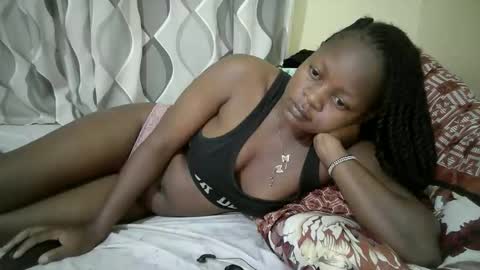 sexy_nanah online show from May 2026 01:56:01 AM