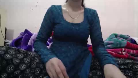 sexy_nisha1 online show from April 2026 02:56:01 PM