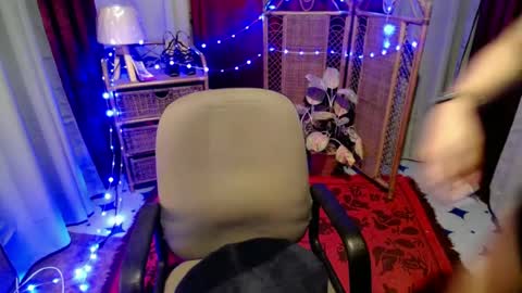 angela online show from July 2026 01:28:01 PM