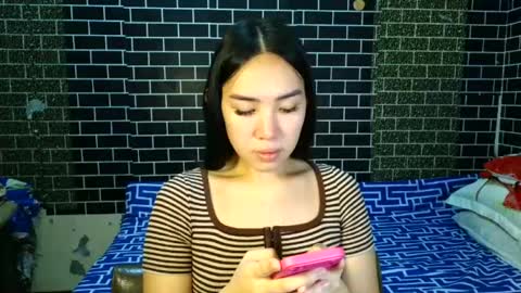 hi im queenie online show from July 2026 02:04:02 AM