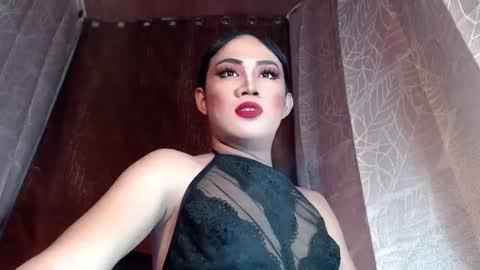 Snapshot of sexy_rc18 chatting on December 2024 02:12:01 PM RC online show from December 2024 02:12:01 PM