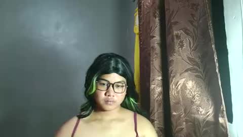 ronna online show from May 2026 12:10:01 PM