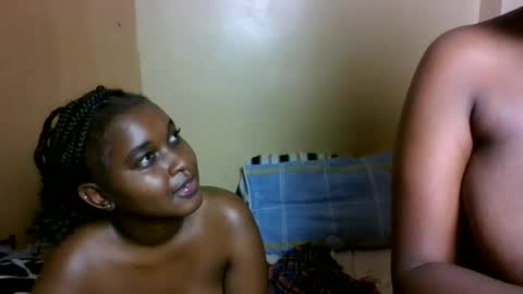 Snapshot of sexy_rue chatting on June 2026 12:25:01 PM RUE online show from June 2026 12:25:01 PM