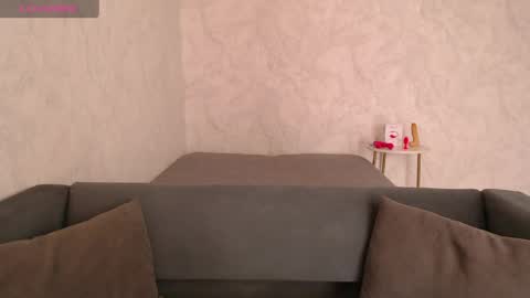 Alina online show from May 2026 10:32:02 AM