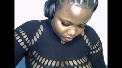 Annie online show from July 2026 04:41:01 AM